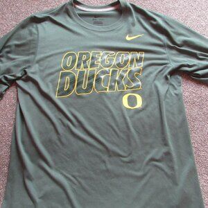 Dri fit Mens Oregon Ducks Nike Dri Fit Long Sleeved shirt Large